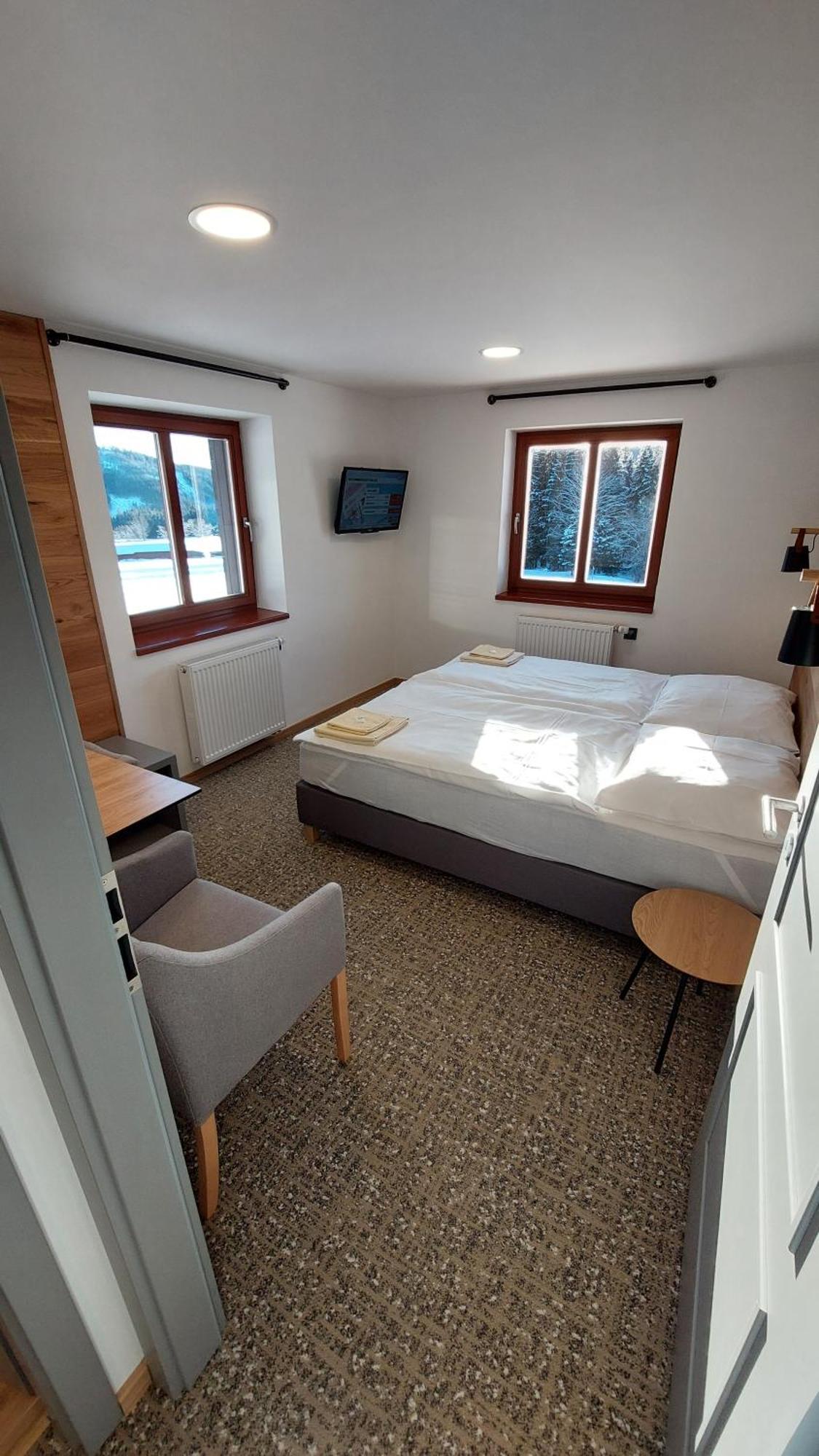 Hotel Bouda Jana 페츠 포트 스네스코우 외부 사진